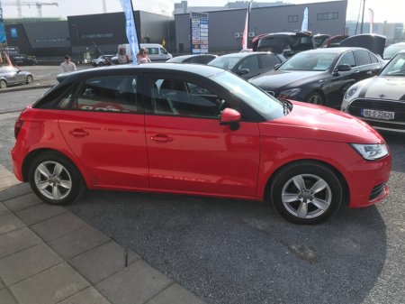 2017 Audi A1 - thumbnail 6