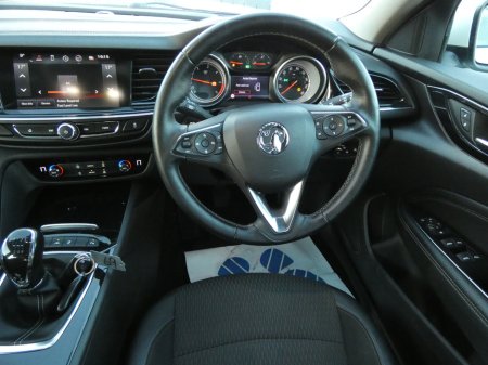 2017 Vauxhall Insignia  €7,925 thumbnail