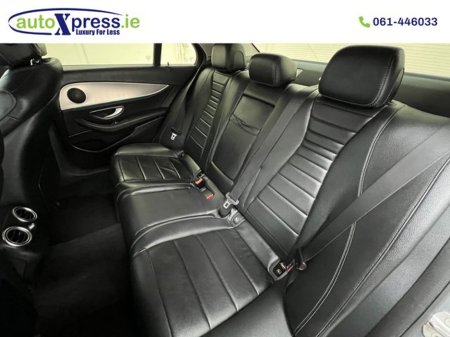 2019 Mercedes-Benz E Class - thumbnail 4