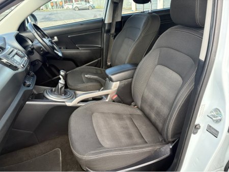 2015 Kia Sportage - thumbnail 10