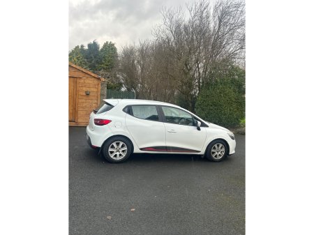 2015 Renault Clio IV EXPRESSION 1.5 DCI 90 4DR €7,800 thumbnail