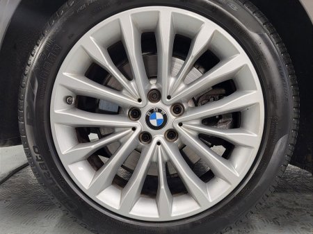 2022 BMW 5 Series - thumbnail 14