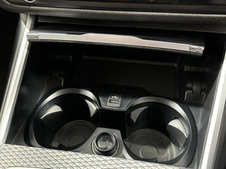 2025 BMW 3 Series - thumbnail 21