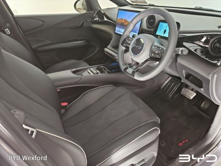 2026 BYD Dolphin Design 60.4kWh €34,706 thumbnail