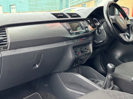 2015 Skoda Fabia - thumbnail 9