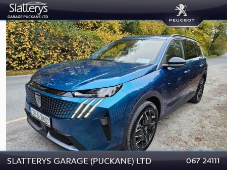 2025 Peugeot 5008 1.2 Hybrid 136bhp E-DCS6 Allure €47,995