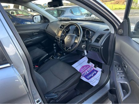 2016 Mitsubishi ASX - thumbnail 9