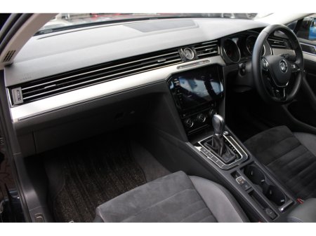 2018 Volkswagen Passat - thumbnail 22