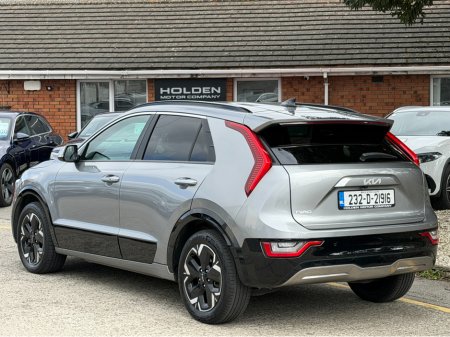 2023 Kia Niro - thumbnail 11