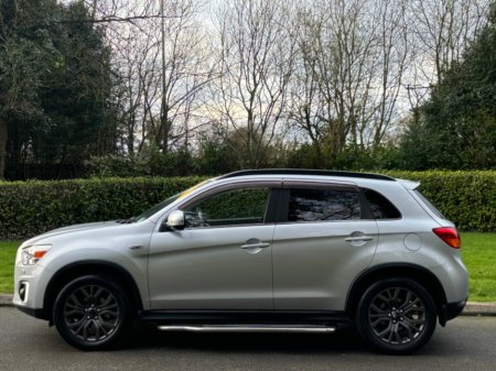 2016 Mitsubishi ASX - thumbnail 3