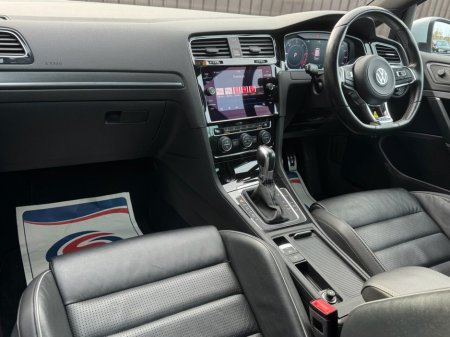 2017 Volkswagen Golf - thumbnail 10