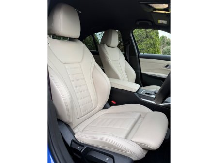 2022 BMW 3 Series - thumbnail 10