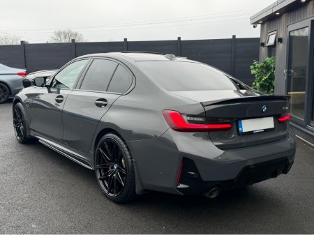 2023 BMW 3 Series - thumbnail 11