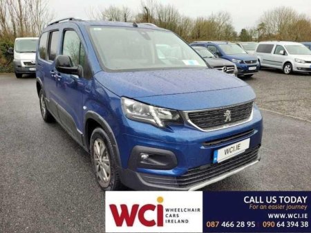 2022 Peugeot Rifter Long Wheel Base Allure Premium 1.5l 100bhp