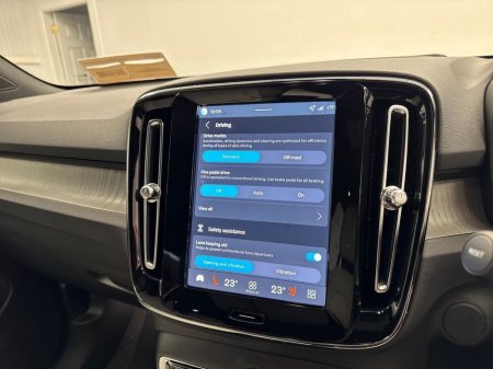 2026 Volvo EX40 ULTRA EXT RANGE *1.9% APR* €100 PER WEEK ON PCP €55,995 thumbnail