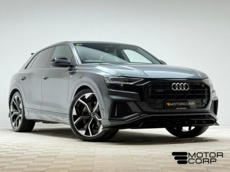 2023 Audi Q8 55 TFSI E S LINE BLACK ED 381HP QUATTRO