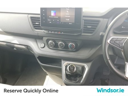 2025 Nissan Primastar L2H1 130 SV PREMIUM €25,199 thumbnail