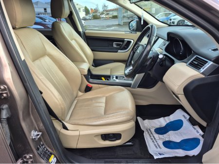 2015 Land Rover Discovery SPORT 2.2 TD4 HSE AUTO LOW KMS €15,999 thumbnail