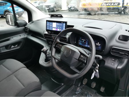 2024 Citroen Berlingo LX PLUS BLUEHDI 100 M thumbnail