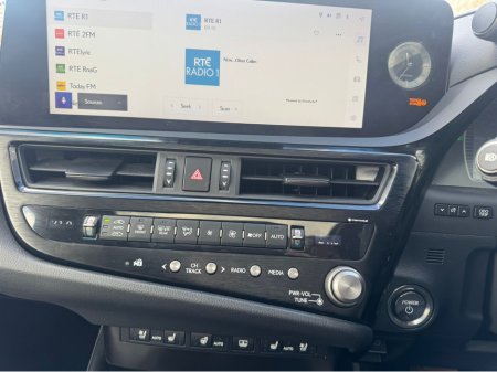 2023 Lexus ES 300 H - thumbnail 8