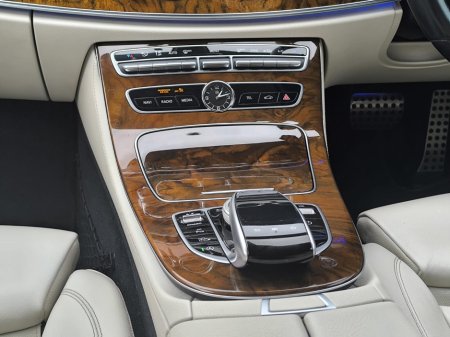 2020 Mercedes-Benz E Class - thumbnail 18