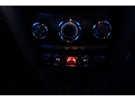 2015 MINI Hatch - thumbnail 29