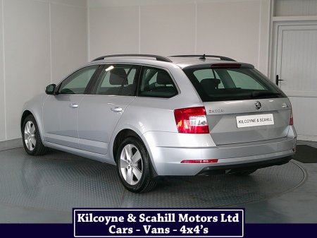 2020 Skoda Octavia - thumbnail 5