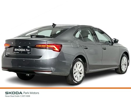 2025 Skoda Octavia Selection 2.0TDI 115BHP - Reversing Camera - Climate Control - Cruise Control - Apple CarPlay/Android Auto - Auto Lights/Wipers €33,950