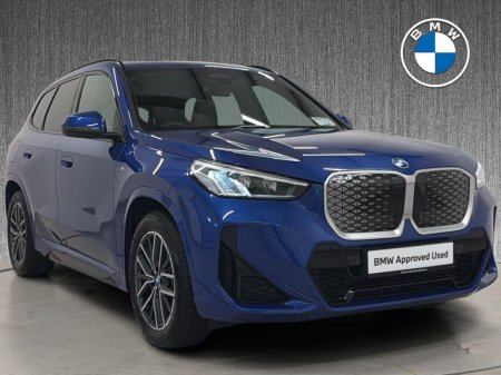 2025 BMW iX1 - thumbnail 1