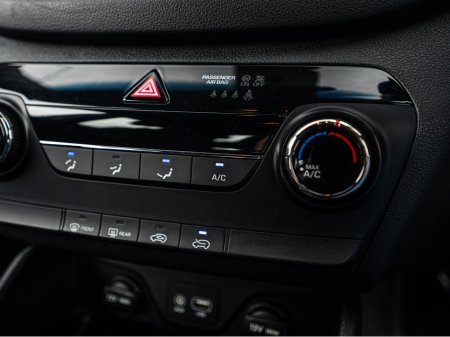 2016 Hyundai Tucson 162 Tucson 1.7d/New NCT/Low mls/1yr warranty €14,888 thumbnail