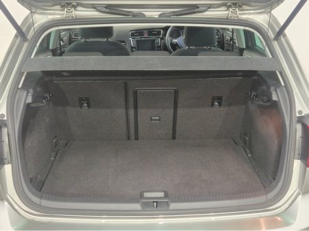 2017 Volkswagen Golf **HIGHLINE**ONLY 63000KMS**ALCANTARA SEATS*17" ALLOYS**BLIND SPOT WARNING**LANE ASSIST**KEYLESS ENTRY AND START**ADAPTIVE CRUISE CONTROL**DUAL ZONE CLIMATE CONTROL*REVERSE CAMERA*BLUETOOTH STREAMI €16,949 thumbnail