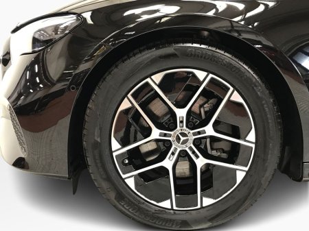 2025 Mercedes-Benz E Class E200 Avantgarde + €81,900 thumbnail