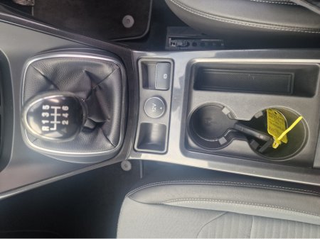 2017 Ford Kuga - thumbnail 23