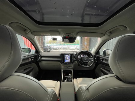 2020 Volvo XC40 - thumbnail 19