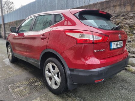 2017 Nissan Qashqai 1.2 PET XE CVT €10,000 thumbnail
