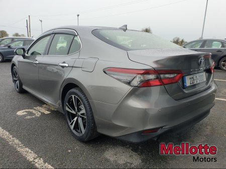 2022 Toyota Camry - view 4