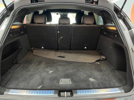 2021 Mercedes-Benz EQC - thumbnail 9