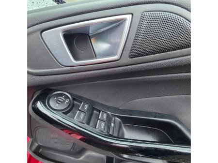 2016 Ford Fiesta 1.0 EcoBoost 65PS S/S €11,950 thumbnail