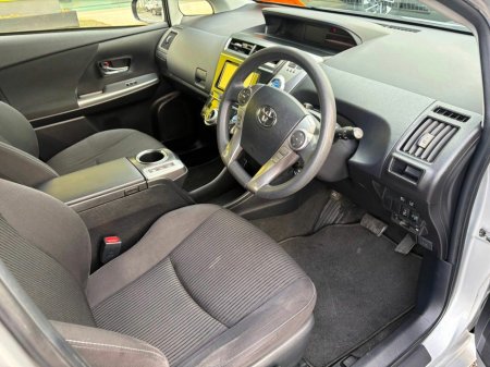 2019 Toyota Prius - thumbnail 6