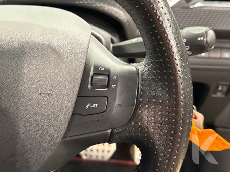 2020 Peugeot 2008 - thumbnail 18