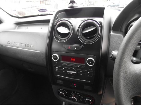 2017 Dacia Duster ALTERNATIVE 1.5 DCI  110PS 5DR €8,250 thumbnail