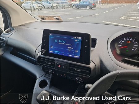 2024 Peugeot Partner PARTNER PRO PLUS 1.5 HDI 100 1 thumbnail