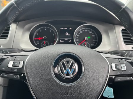 2016 Volkswagen Golf DBA-AUCJZ €13,950 thumbnail