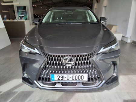 2023 Lexus NX 450 h+ - thumbnail 5