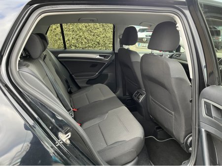 2014 Volkswagen Golf SE 1.4 PETROL TSI BLUEMOTION 122PS €9,950 thumbnail