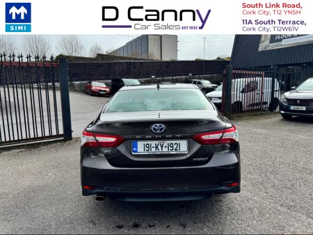 2019 Toyota Camry - thumbnail 3