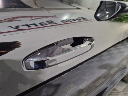 2022 Volvo XC40 T4 PLUS DARK RECHARGE AUTOMATIC **ONE OWNER / APPLE CARPLAY / BLIND SPOT ASSIST / ELECTRIC BOOTLID / HEATED FRONT & REAR SEATS / HEATED STEERING WHEEL / REVERSE CAMERA / WIRELESS PHONE CHARGING** €34,900 thumbnail