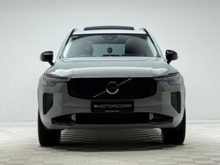 2025 Volvo XC90 ULTRA T8 RECHARGE 2.0 455HP PHEV *7 SEATER* €89,990 thumbnail