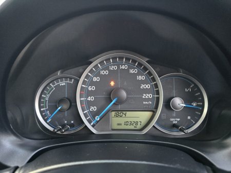 2013 Toyota Yaris - thumbnail 22