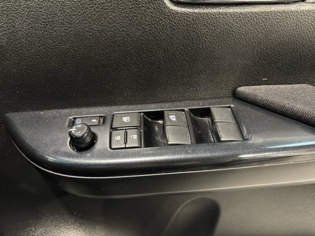 2024 Toyota Hilux - thumbnail 17